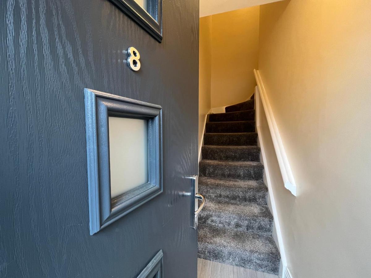 York Centre 2 Bedroom Renovated Flat, 8 Escrick Street 외부 사진